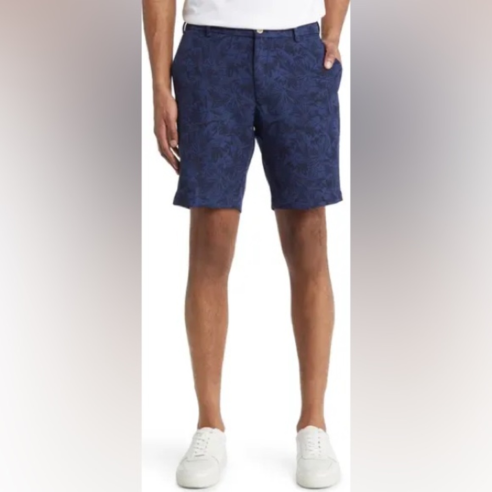 Nautica Slim Fit Flat Front men’s Shorts tropical botanical print in blue 35W
